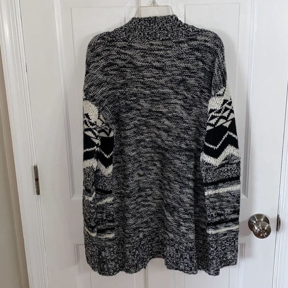 Mossimo open cardigan with tribal pattern size M - Picture 8 of 12